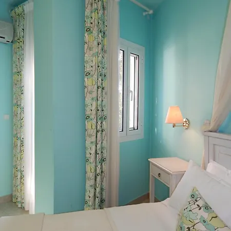 Palmina Mare Villa And Studios Paralia Vrachou Extérieur photo