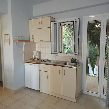 Palmina Mare Villa And Studios Paralia Vrachou Extérieur photo
