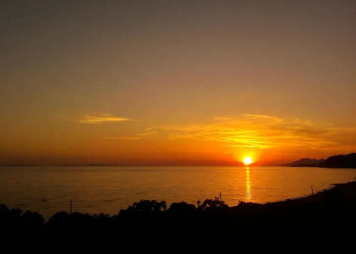 Palmina Mare Villa And Studios